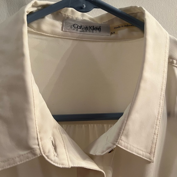 Calvin Klein Silky Button Down - Picture 2 of 3